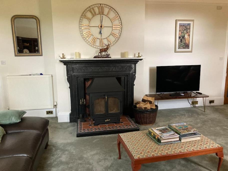 Polharrow Villa Dalry  Ngoại thất bức ảnh
